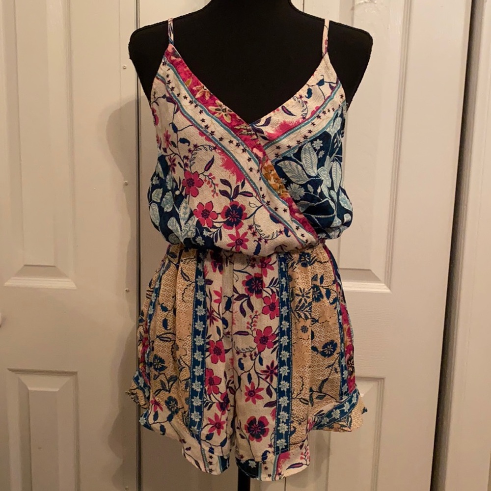 Timing | women’s romper | medium | floral print